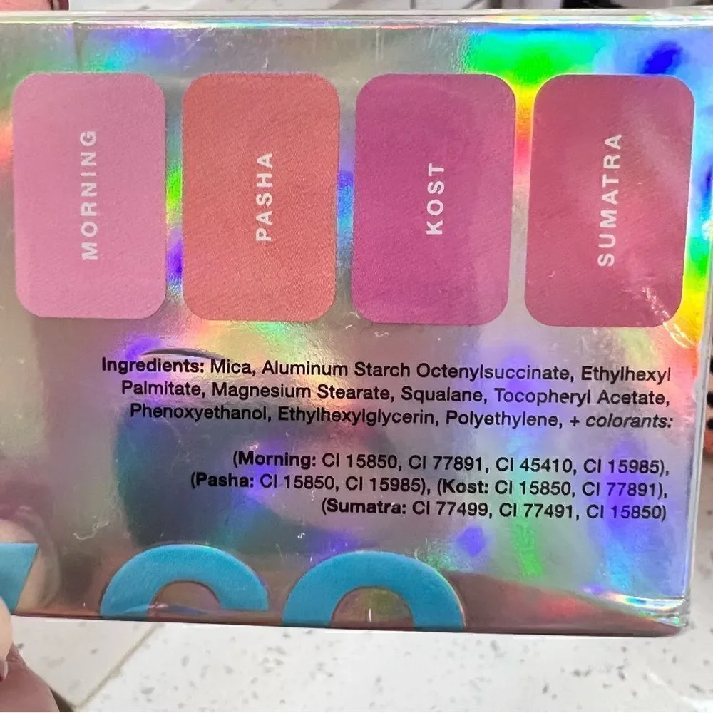 ToyFactory Squalane Powder Four(4!) Blush Palatte w built in mirror “Sunset” NEW